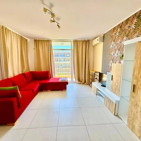 Apartcomplex Grand Kamelia Sunny Apartmán *