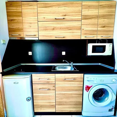 Apartcomplex Grand Kamelia Sunny * Napospart