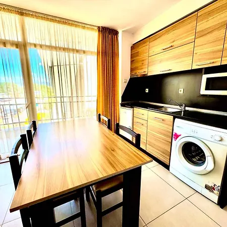 Apartcomplex Grand Kamelia Sunny Sluneční pobřeží