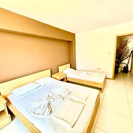 Apartcomplex Grand Kamelia Sunny Appartamento