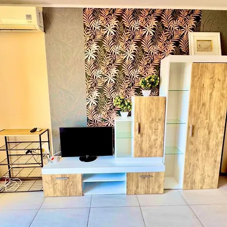 Apartcomplex Grand Kamelia Sunny 公寓 *