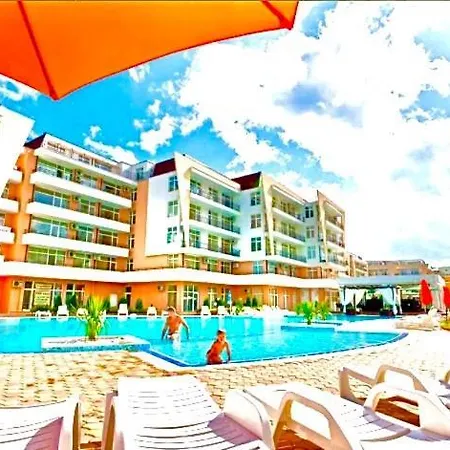 Lejlighed Apartcomplex Grand Kamelia Sunny