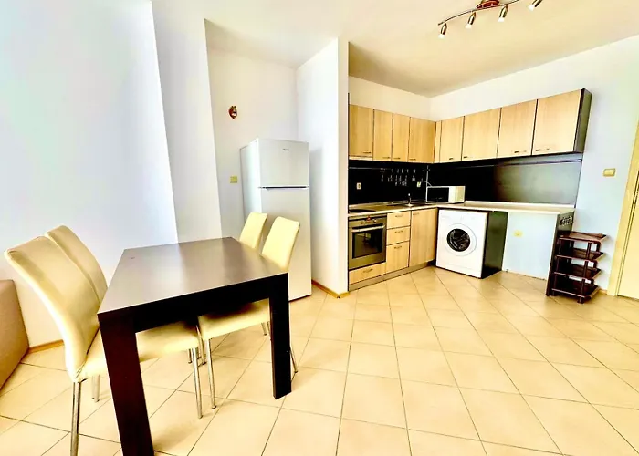 Apartcomplex Grand Kamelia Sunny