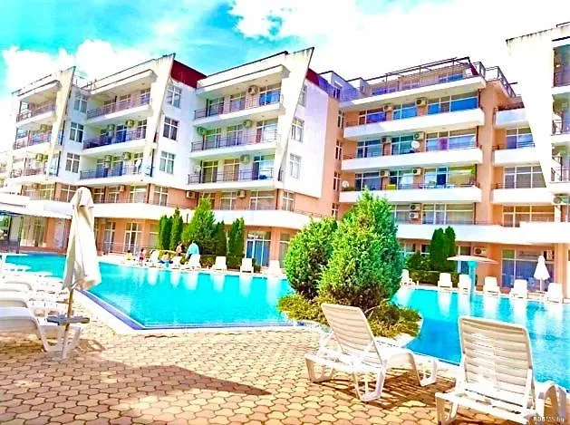 Apartcomplex Grand Kamelia Sunny Sunny Beach